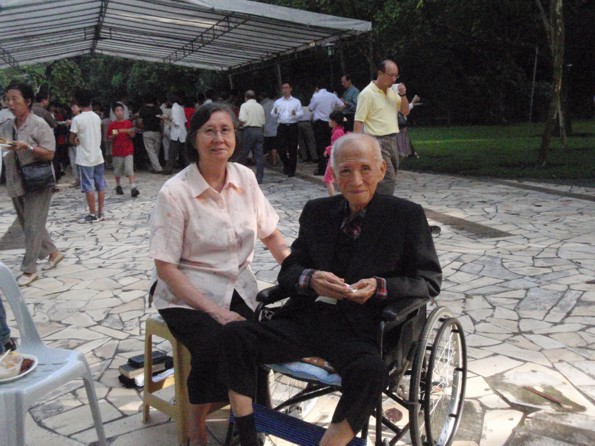 Rev and Mrs Timothy Tow after the True Life Easter Sunrise Service at Labrador Park, 12 April, 2009