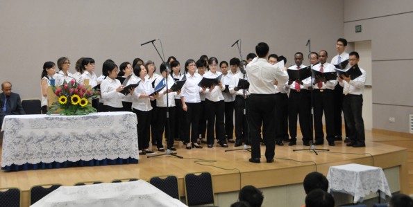 Church Choir Presentation at the Watchnight Service, 31 December 2009 &nbsp;